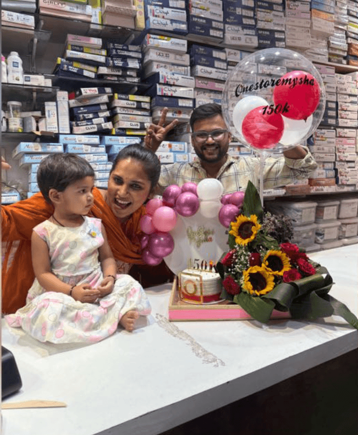 The One Store Mysha team celebrating our 150K Instagram family milestone